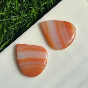 Natural Banded Onyx Cabochon Pair: White-Brown Gemstones (21x19mm)