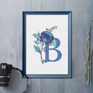 Letra floral B - Patrón de monograma de punto de cruz B - Estilo tradicional popular - Patrón PDF - Monograma de flor azul contado gráfico de punto de cruz