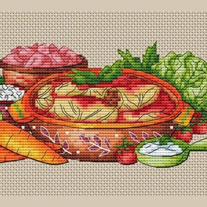 Puede incluir: Un patrón de punto de cruz de un tazón de rollos de col con salsa roja, rodeado de ingredientes como arroz, zanahorias, tomates y un tazón pequeño de crema agria.