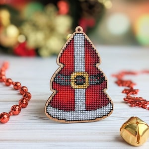 Santa Christmas tree  - PDF cross stitch pattern -  Christmas tree decoration cross stitch - Cozy Winter - Plastic canvas embroidery