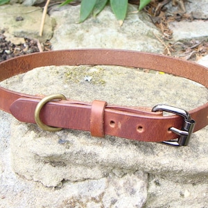Handmade Leather Adjustable Dog Collar: Personalized Fit