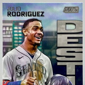 ORIGINAL Julio Rodriguez Seattle Mariners - Topps Stadium Club ‘DYNASTY and DESTINY’ Baseball Rookie Card!