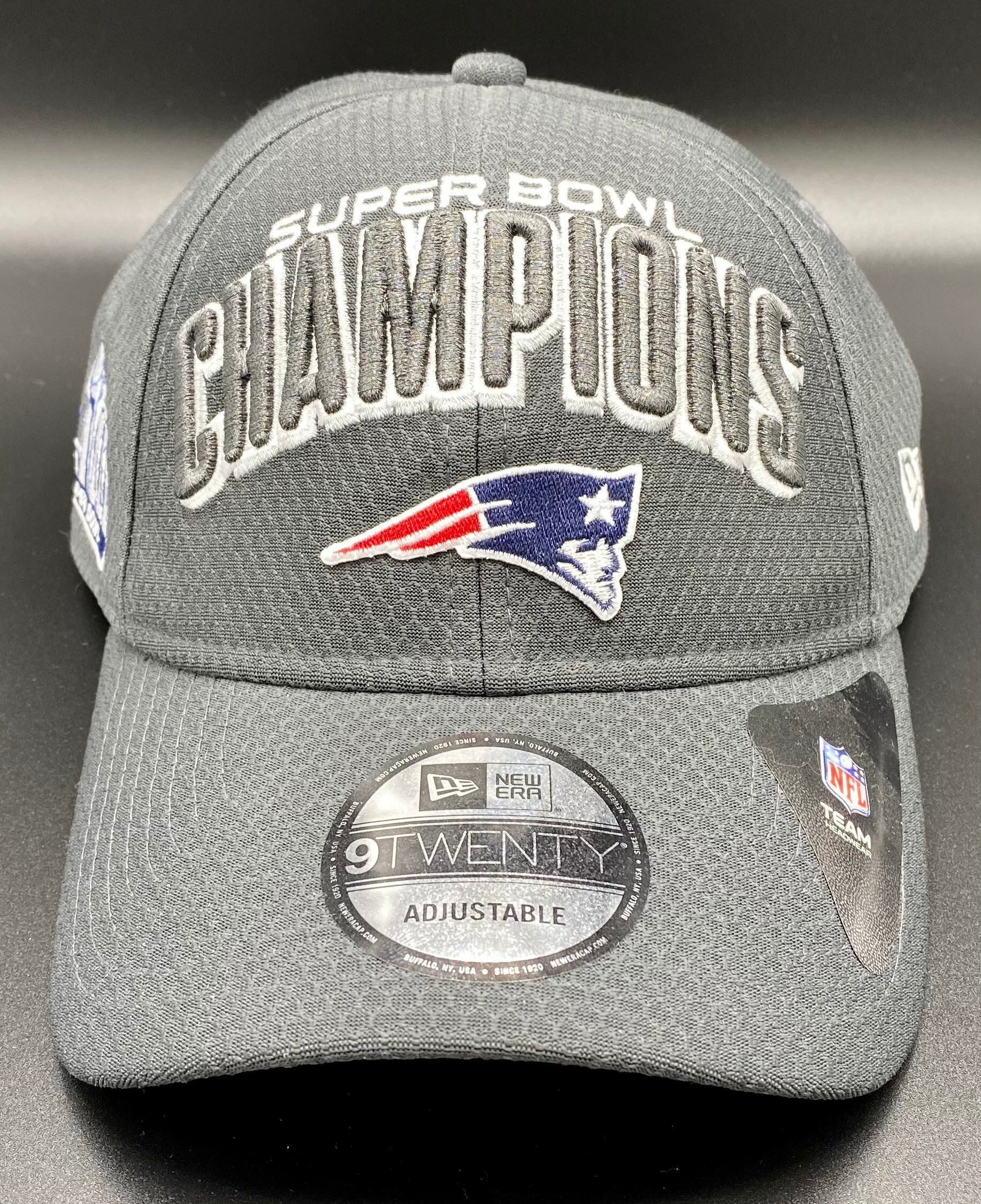 New England Patriots Super Bowl LIII Pom Hat New and Never Worn - One Size New England Patriots 2025 NFL Rivalries Pom Knit Hat – New  main image 2