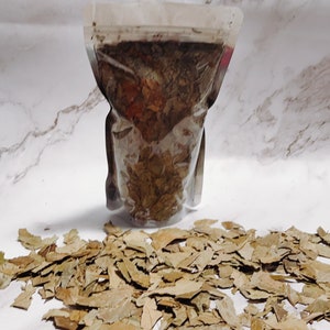 All natural dried neem leaves / Dried neem tree leaves / Neem leaves / 3 oz /