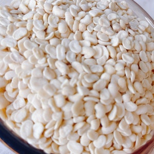 Peeled Black eye peas / moi moi beans / Akara beans / Peeled beans / 8oz