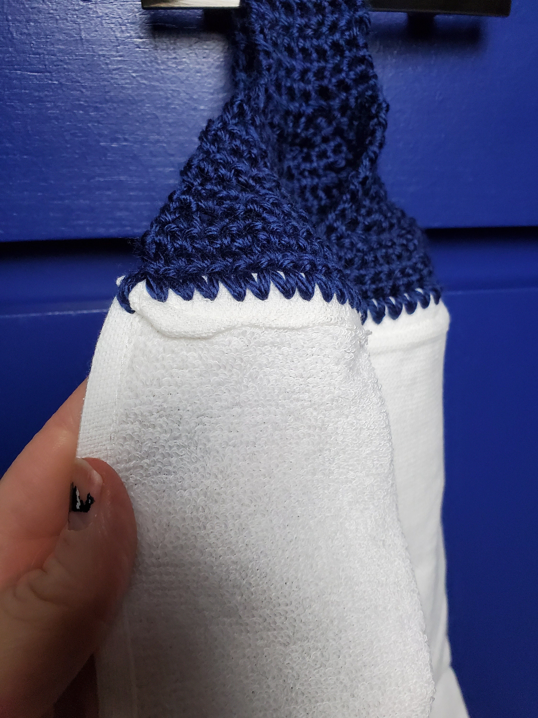 AGRIMONY Drole Serviette Main Chat Suspendue -Cadeau Original