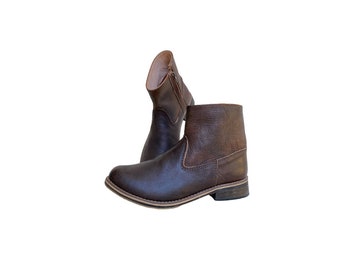 High quality handmade genuine leather ankle boots from women's fashion leather.