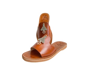 Genuine leather sandal, Genuine leather thongs, 100% handmade natural leather sandal, Handcrafted and authentic sandal