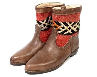 Boot in real leather and KILIM women's fashion 100% handmade premium quality.