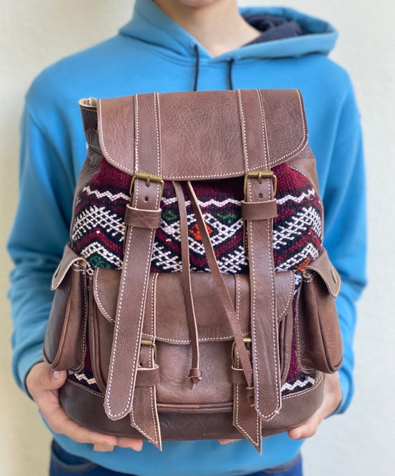 Handmade Moroccan Kilim Backpack, Boho Bag Made of Leather 