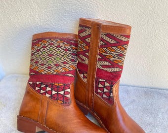 Women's genuine leather and kilim boots, handmade boots, ethnic chic style, handmade boots with kilim rug