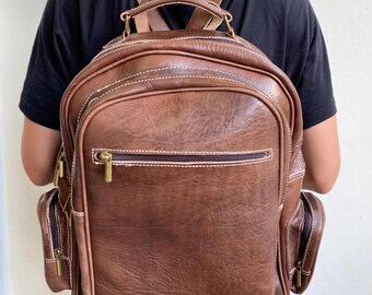 Genuine Leather Backpack: High-end craftsmanship, sturdy and stylish,  combining elegance and functionality