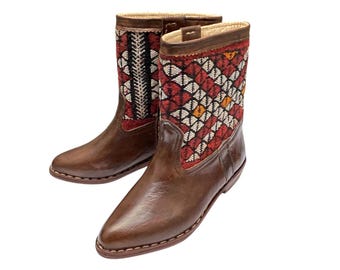 Genuine leather and kilim boots, handmade women's boots, traditional Moroccan boots, boho chic style