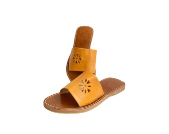 Genuine leather sandal, Genuine leather thongs, 100% handmade natural leather sandal, Handcrafted and authentic sandal