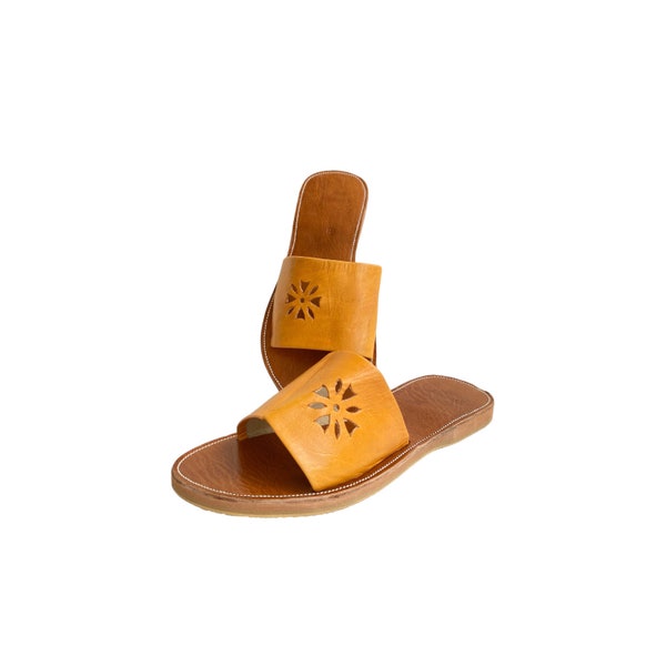 Genuine leather sandal, Genuine leather thongs, 100% handmade natural leather sandal, Handcrafted and authentic sandal