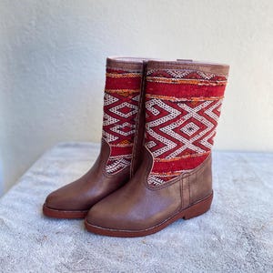 Echte leren en kilim laarzen, handgemaakte dameslaarzen, traditionele Marokkaanse laarzen, boho chic stijl
