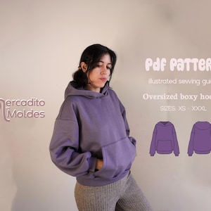 Puede incluir: Una sudadera con capucha de corte cuadrado y gran tamaño en tono morado apagado con capucha y bolsillo tipo canguro. El texto dice Pdf PATTERN illustrated sewing guide Oversized boxy hoodie SIZES: XS - XXXL. Incluye dibujo de frente y espalda.