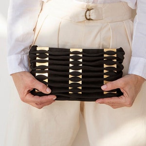 Statement Clutch in Patent Leather - Espresso – Shop Degroot