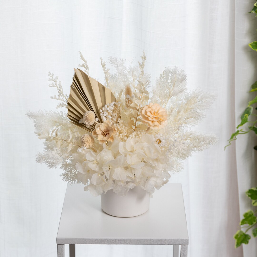 Small Dried Flower Arrangement, White and Neutral Tone Home Office