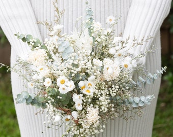 Natural dried baby's breath bouquet, dried daisy bridal bouquet, dried eucalyptus wedding flowers, botanical rust wedding, gift for her