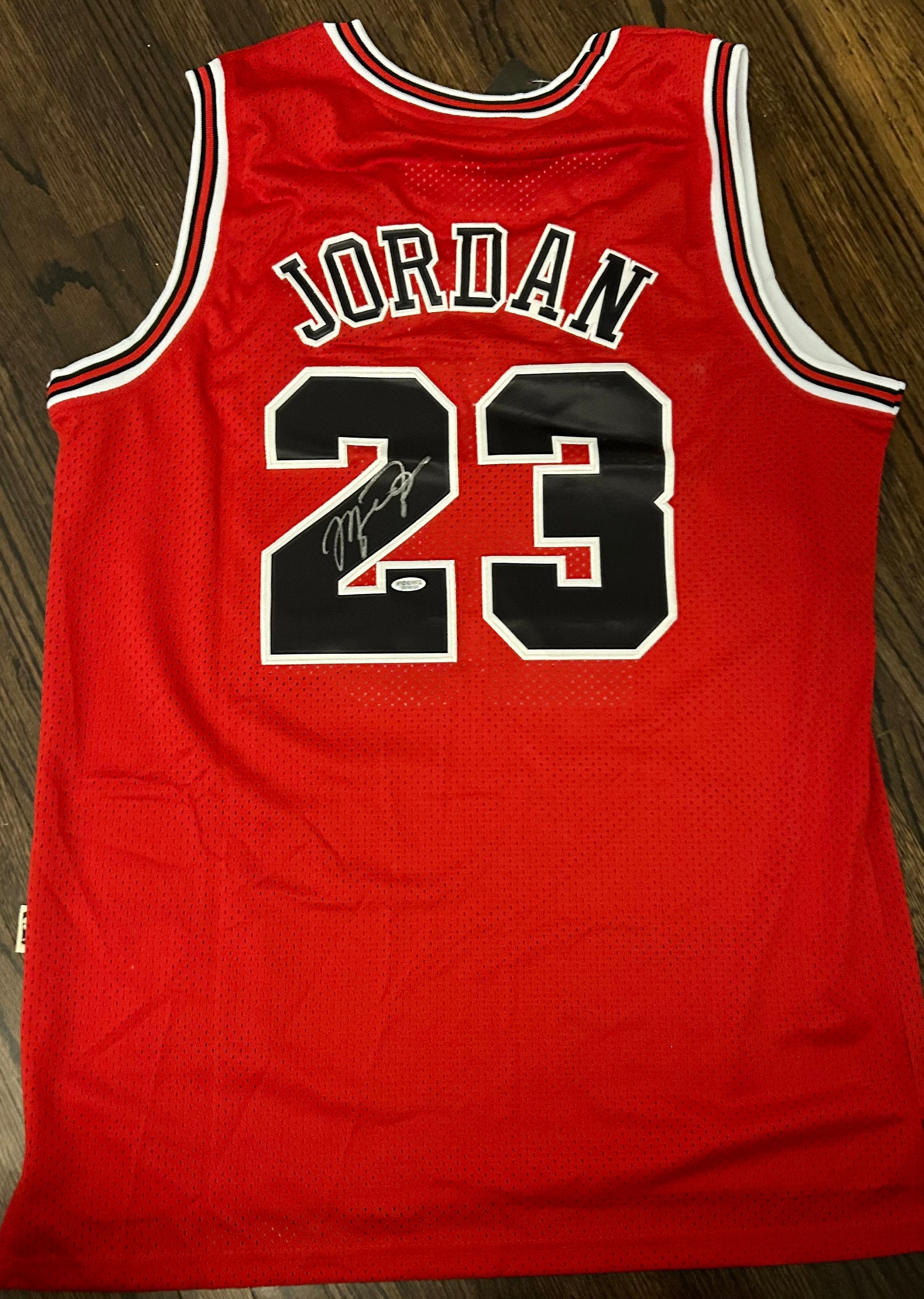 Michael Jordan Signed Bulls #45 Authentic Champion Jersey (UDA COA)