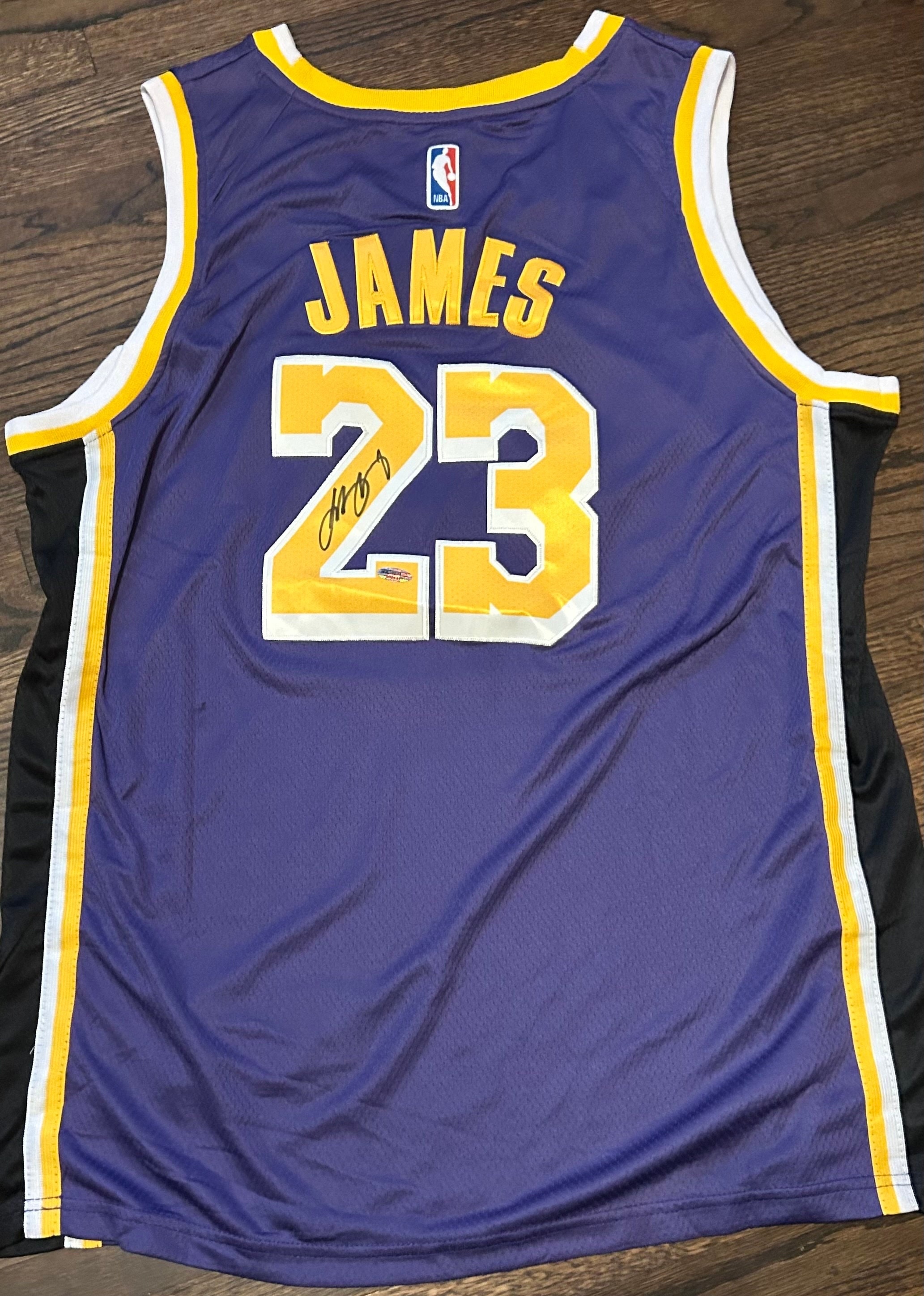 Los Angeles Lakers LeBron James #23 Nike Select Series MVP Sewn Jersey Size  S