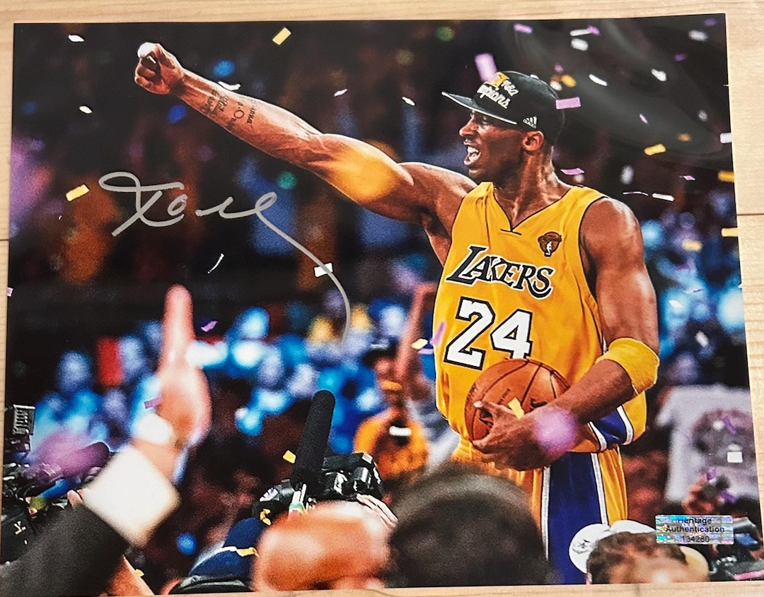 Bryant Wallpaper Kobe Autograph Wallpaper Poster Michael Jordan