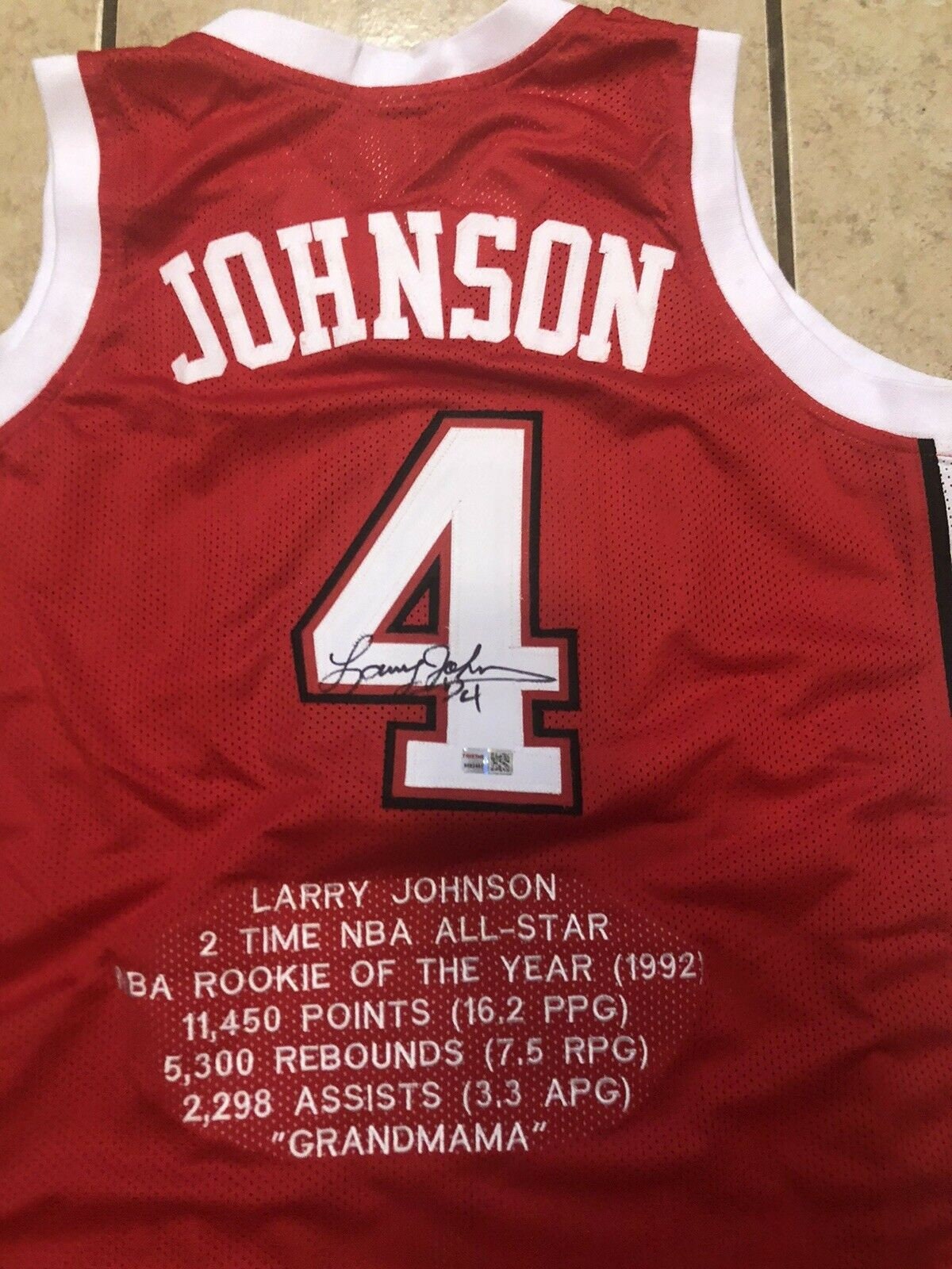 Autographed/Signed Larry Johnson New York White Basketball Jersey JSA COA