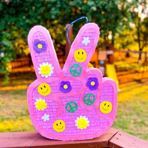 Zwei fetzige Pinata- Geburtstags-Party-Dekoration