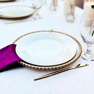 12.5&#39;&#39; Clear with Gold Beaded Rim, Stylish Dinner Party Charger Plate/ Wedding Decor reception/ Round Plate Charger