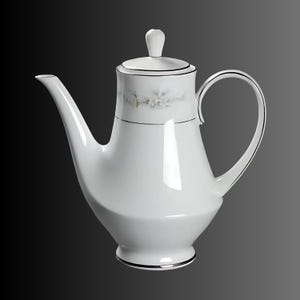 Vintage Noritake Melissa 3080 Coffee Pot & Lid 6 Cup Limit Discontinued Teapot Tea Pot