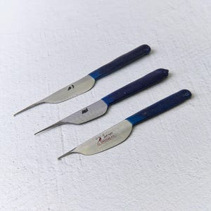 Knife-Edged Weaver's Hooks ("Chaghoo")