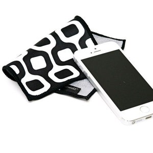 Schatzii Smart Cloth Screen & Eyewear Lens Cleaner