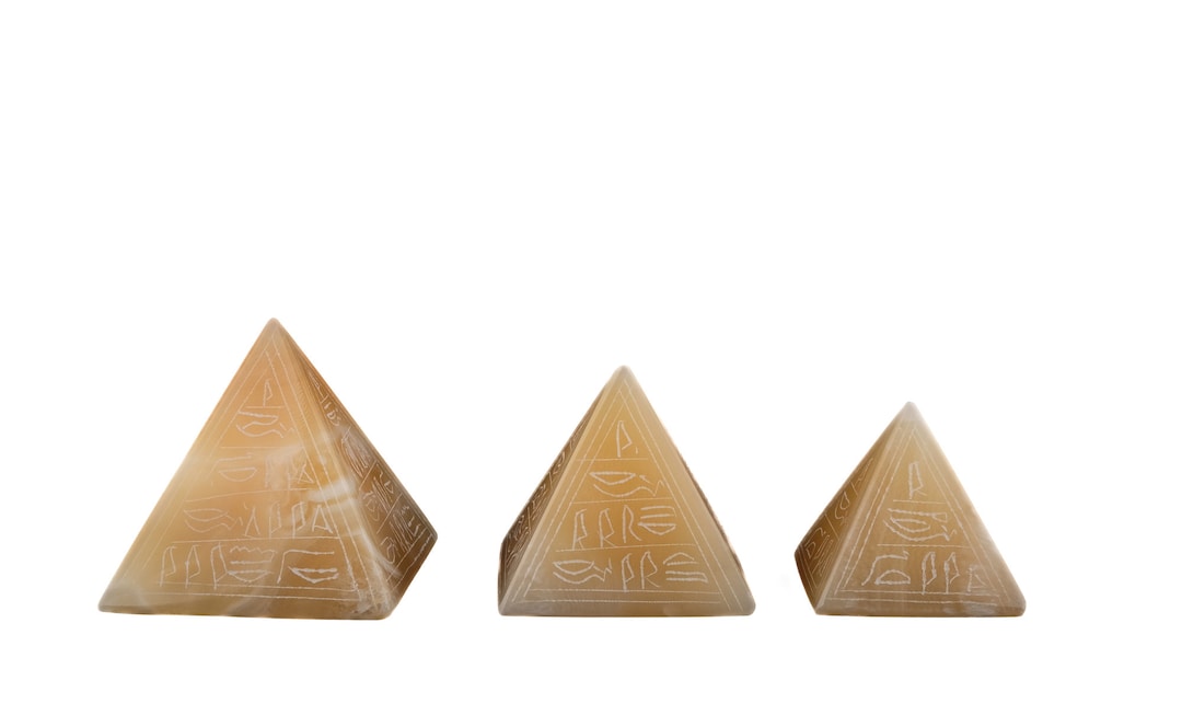 Vintage Pyramids of Egypt Set Set of 3 Pyramid Egyptian Pyramids