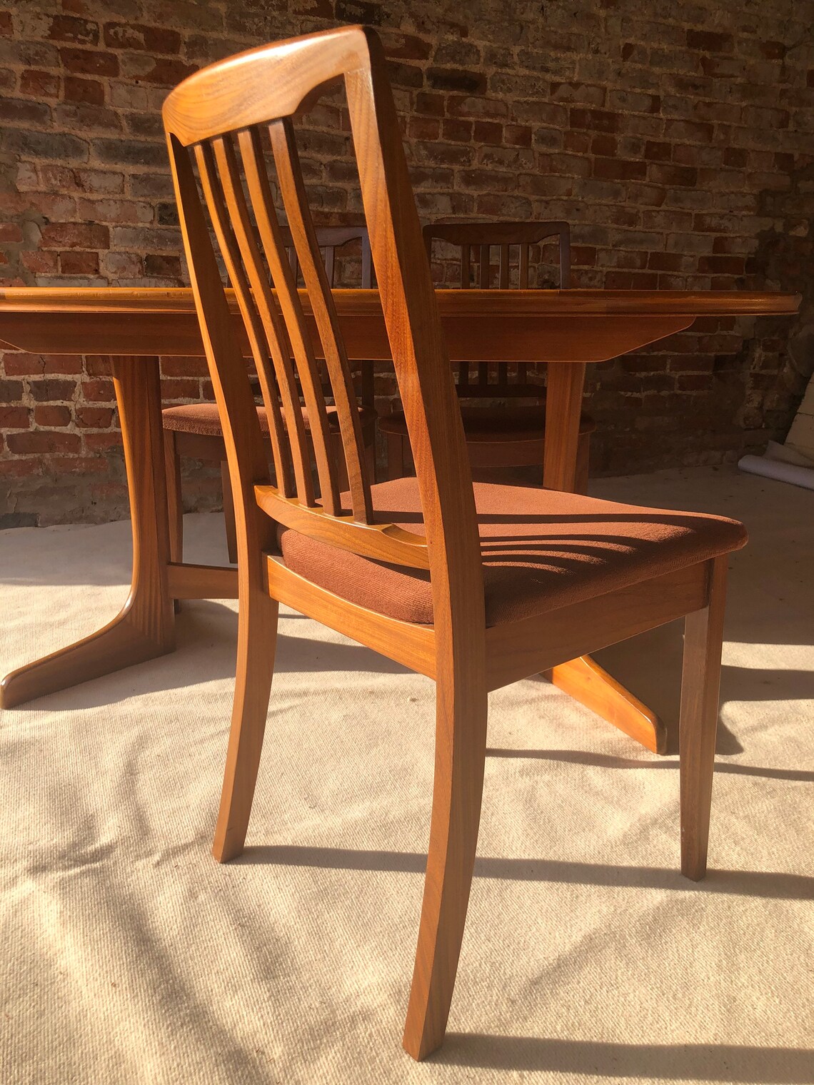 Superb William Lawrence mid century dining table and chairs. Etsy