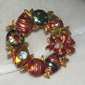 Vintage Signed Christopher Radko Enamel & Rhinestone Christmas Wreath/ Vintage Christmas Brooch/ Christopher Radko Christmas Pin/ Wreath