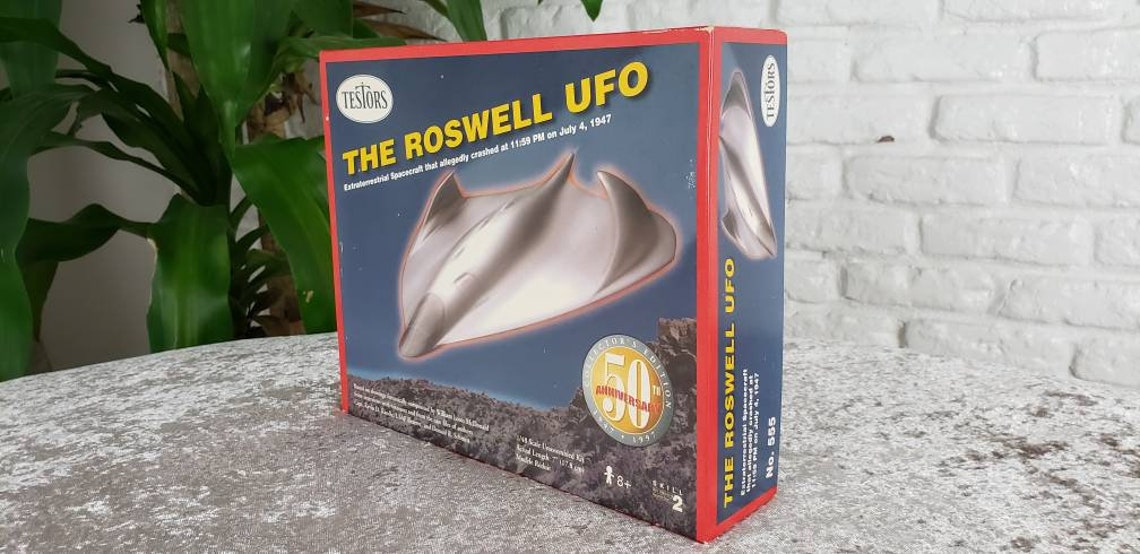 TesTors The Roswell UFO Unassembled Kit Collector's Etsy