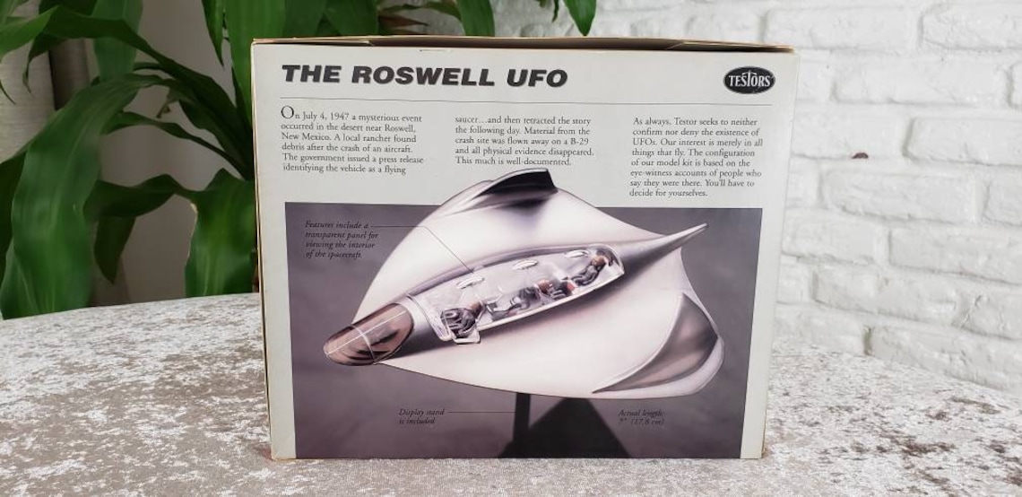 TesTors The Roswell UFO Unassembled Kit Collector's Etsy