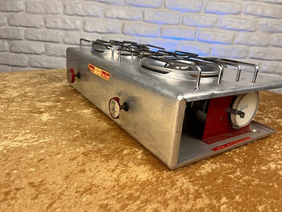 Vintage Coleman Picnic 2 Burner LP Gas Stove in Excellent