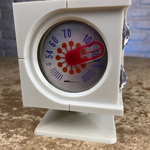 RARE! Vintage SpaceAge Cube Radio Excellent Condition