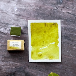 Azo Green Yellow PG10 - discontinued pigment - handmade watercolor paints for artist palette