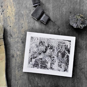 本物のマグネタイト - 黒 手作りの水彩絵具 粒状鉱物顔料 - 古代の芸術パレット