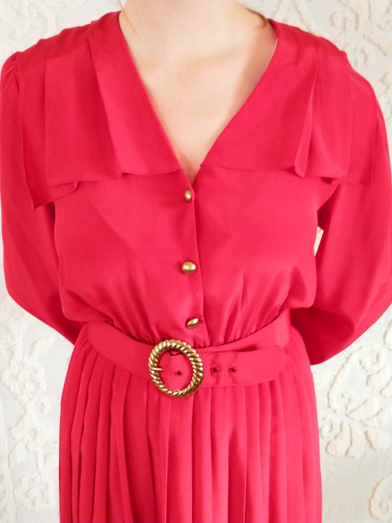 Vintage 80s Alexis Petites Red Flowy Polyester Dr… - image 4