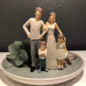 Family Figures Family of Four Father, Mother, Daughter, Son Sculpture Children Modern Ornaments Family Home