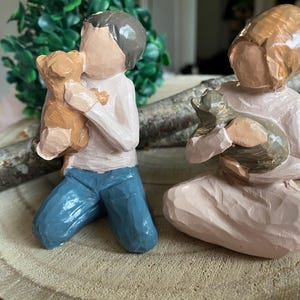 Set of 2 boy, girl, child with dog, cat, figure statue sculpture gift love decoration living room children&#39;s room, siblings, friends