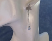 Boucles d'oreilles feuille de gingko et perles swaroski