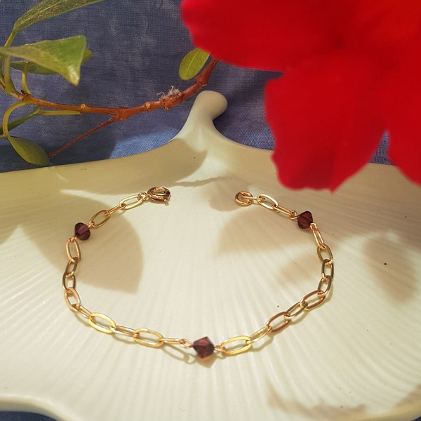 Bracelet chaîne dorée  et toupies cristal, bracelet femme