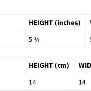 May include: Size guide for a 5.5 inches by 5.5 inches square. The measurements are provided in both inches and centimeters.