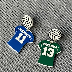 Custom Volleyball Mom Earrings for Mothers of Volleyball Players Cute Personalized Earrings for Volleyball Accessories for Volleyball Gift