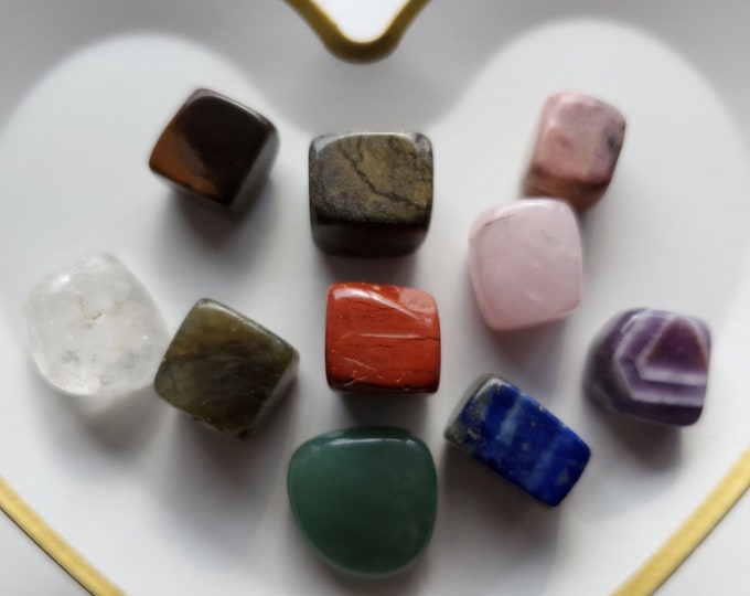 healing crystals set | aura quartz | Crystals | natural stones | raw stone | healing crystals | gifts for women | gifts for men | quartz |